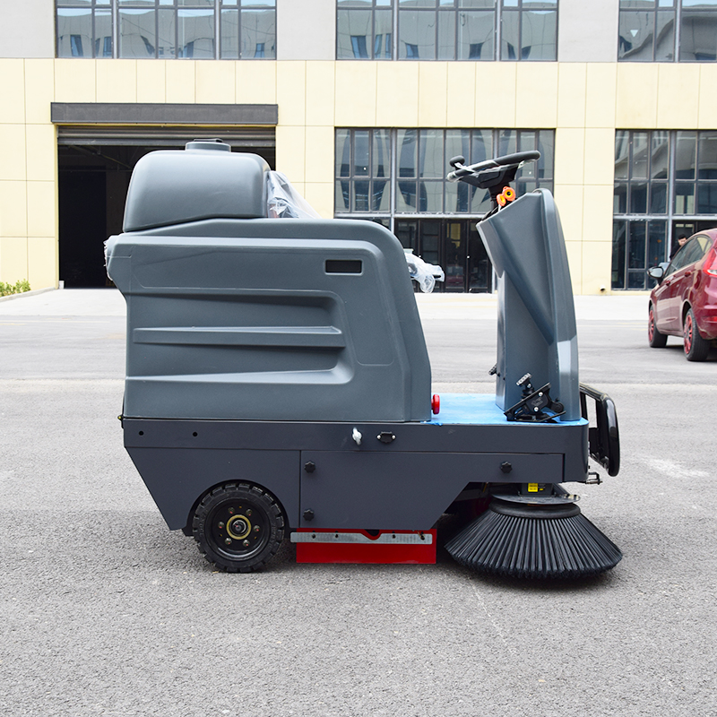 Outdoor Power Broom - Customized Hot Selling Ride-On Electric 48V